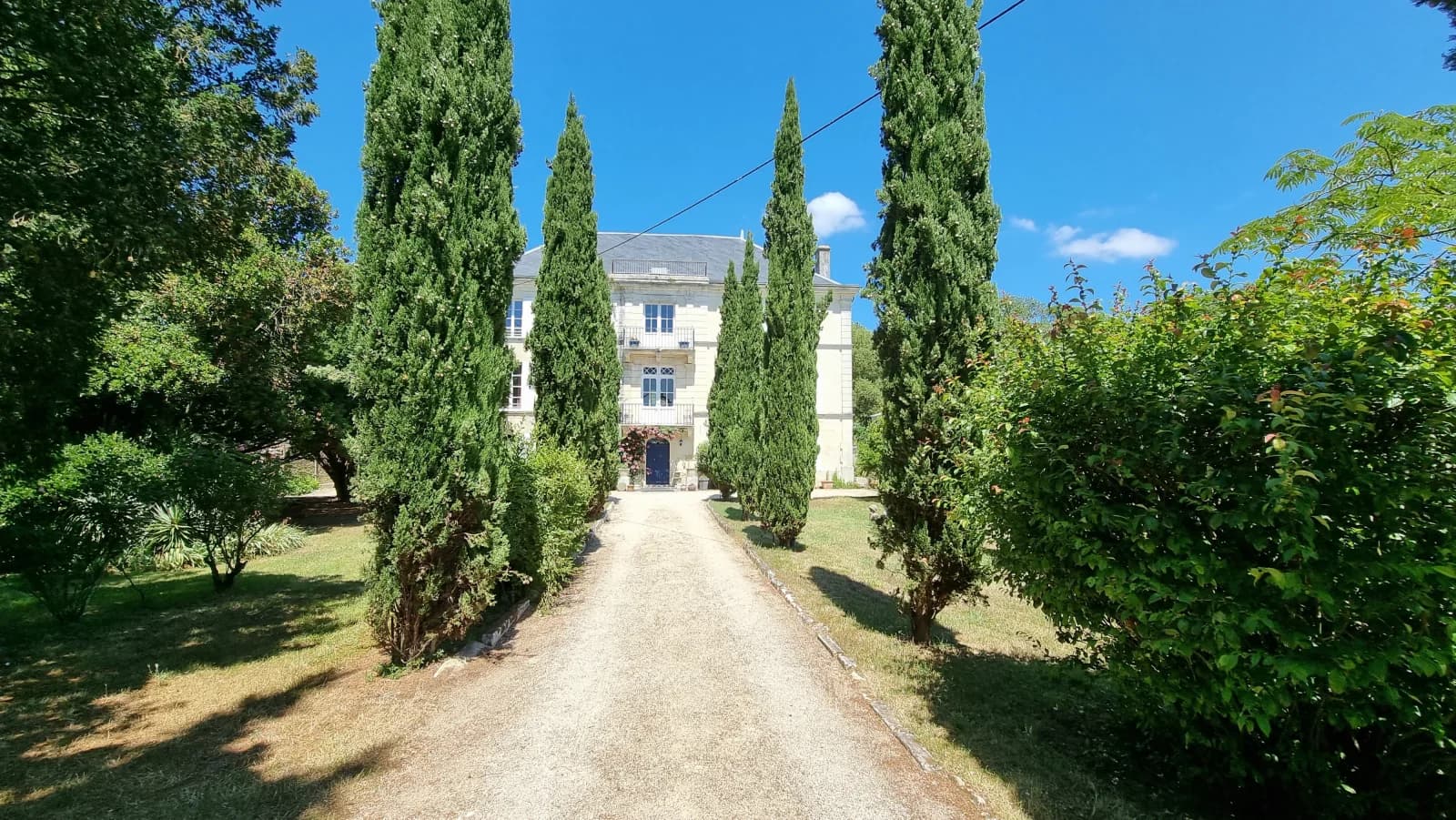Space chateau de rochebonne - 2