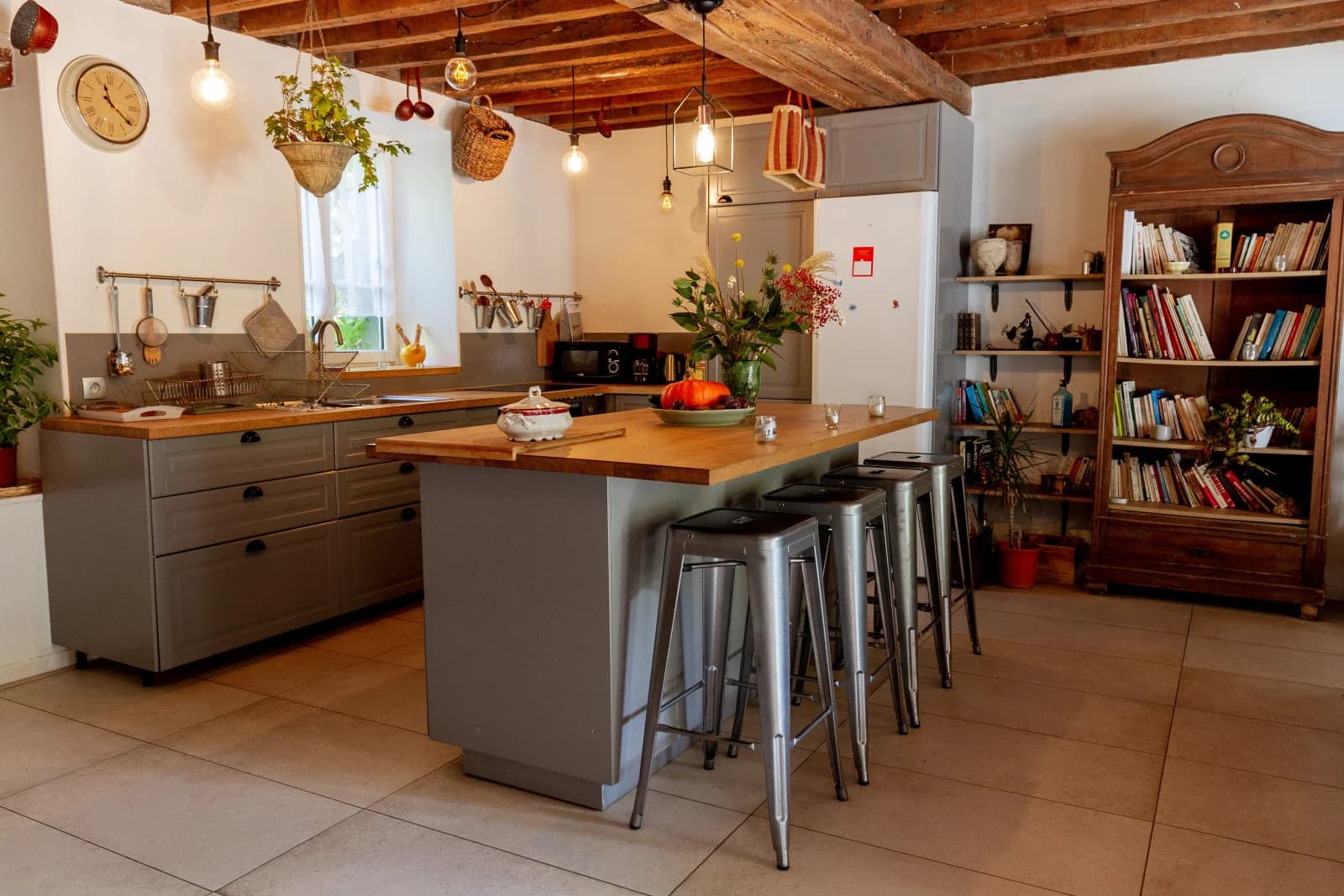 Kitchen in The bucolic mill - 1