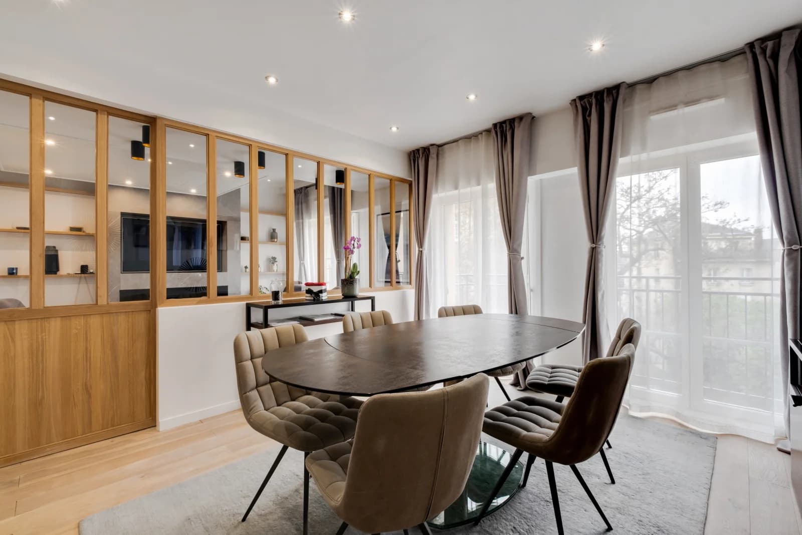 Meeting room in Beautiful contemporary apartment just a stone's throw from the Marais - 1