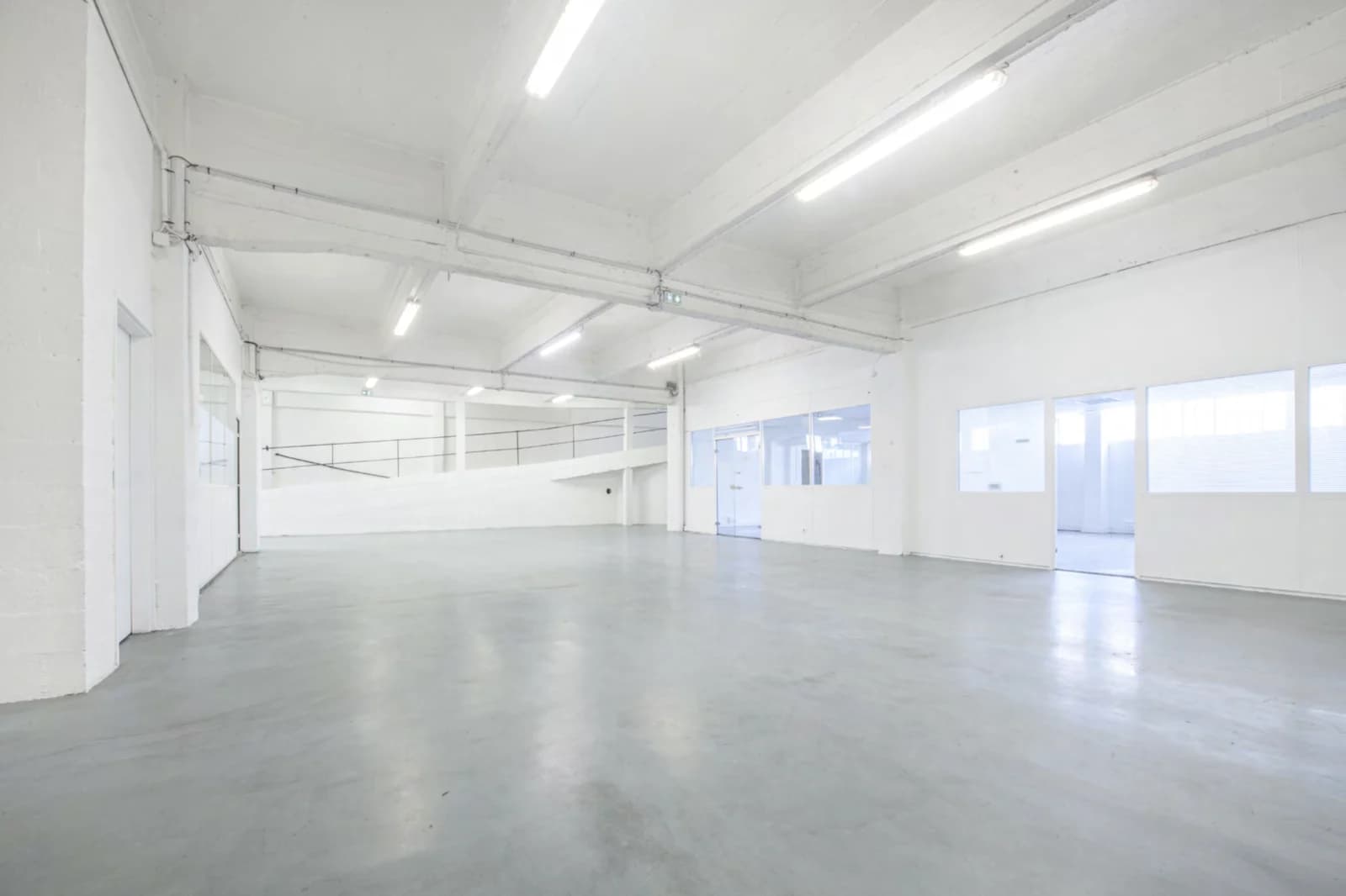 Space Professional area - 3