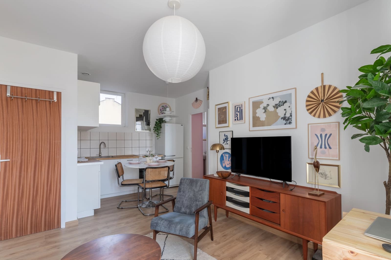 Salle de réunion dans Appartement Art/Boxe: un lieu de caractère sportif - 1