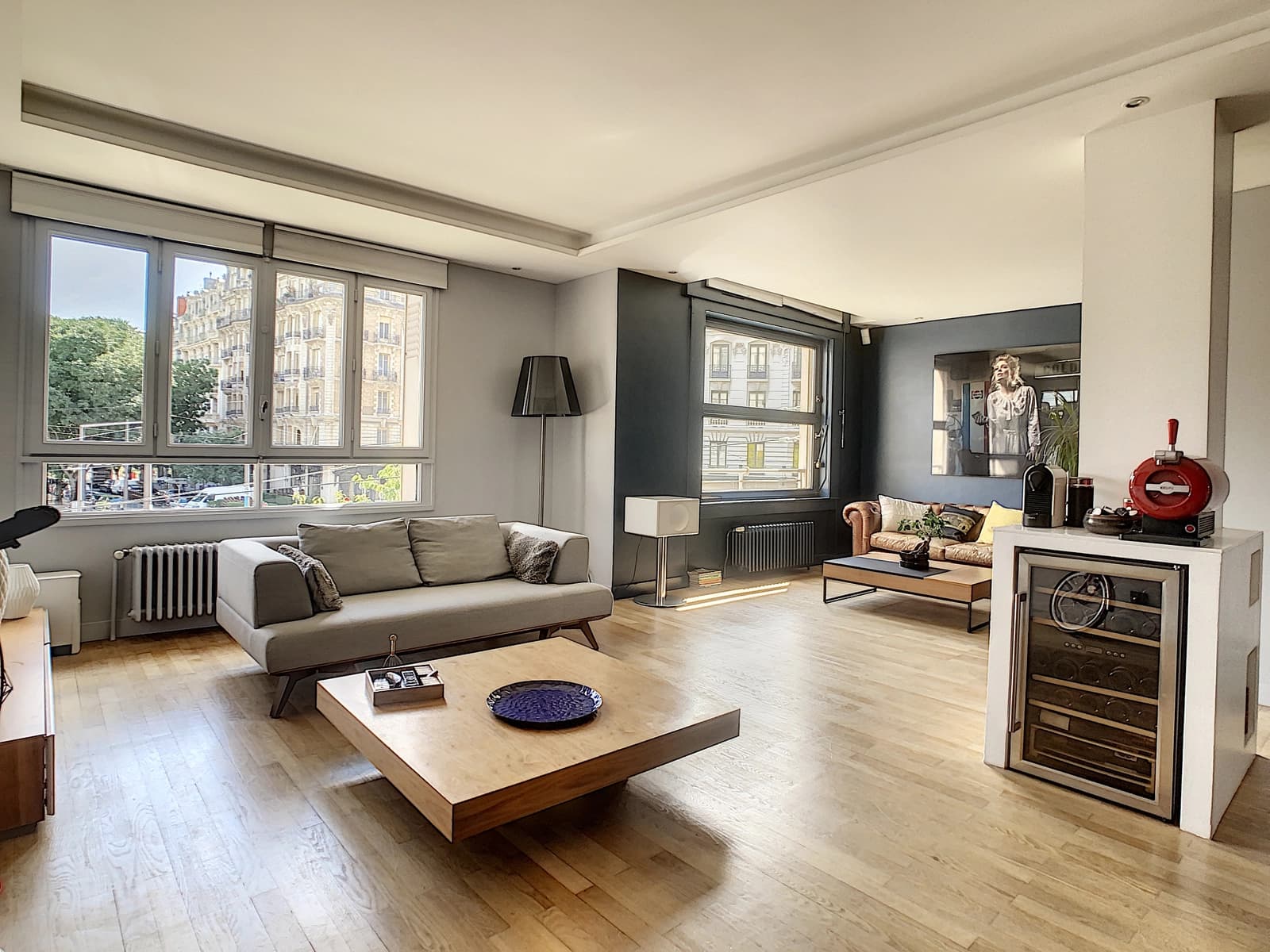 Living room in Superb loft in the heart of Brotteaux! - 1