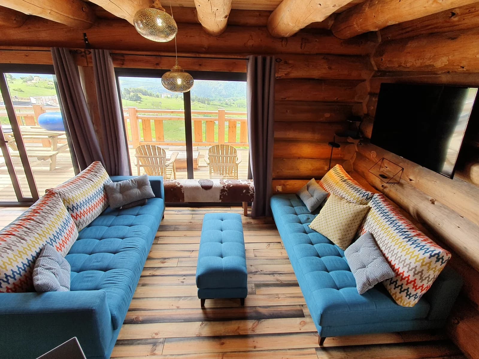Living room in Wooden chalet with large terrace - 1