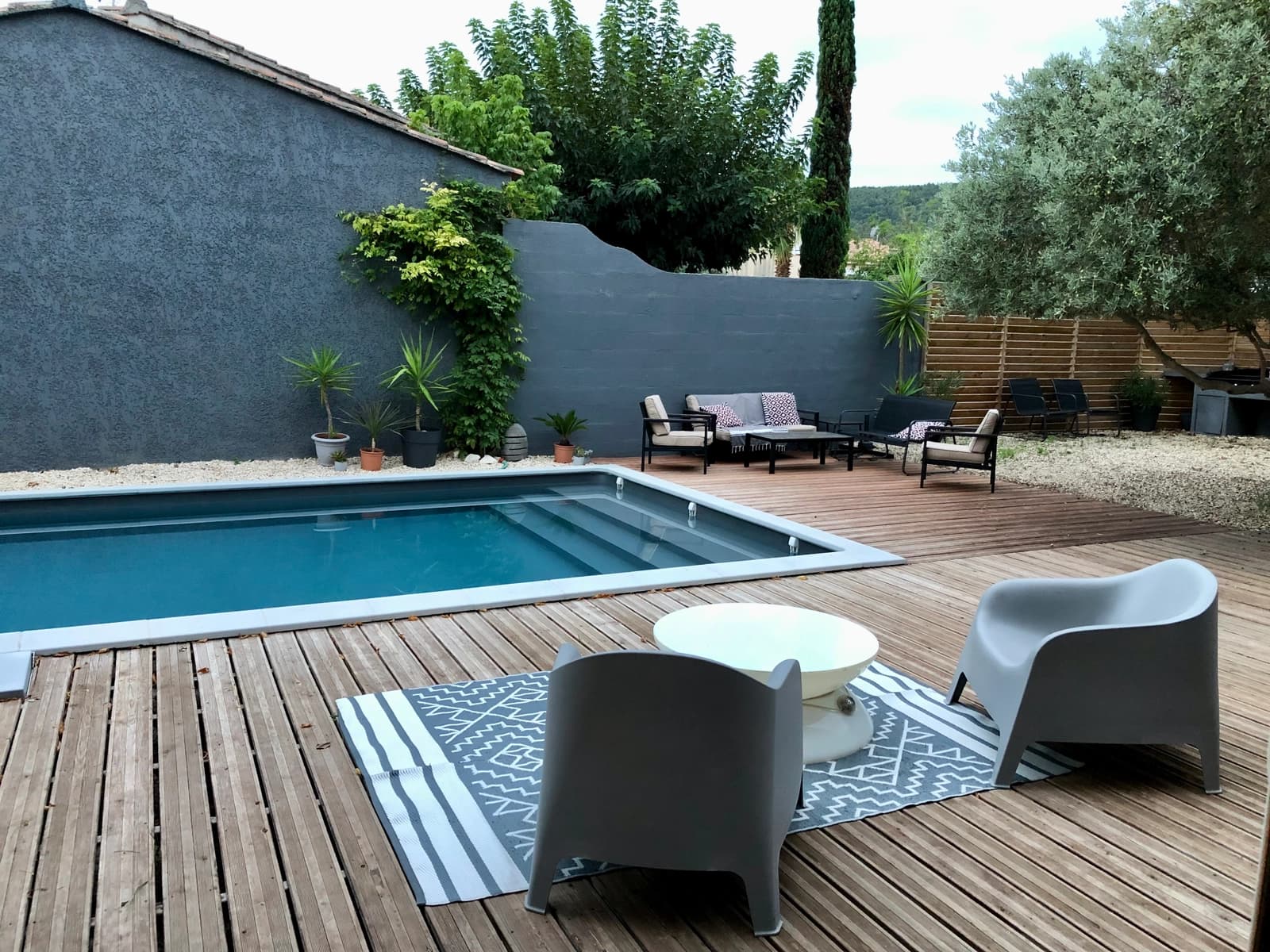 Space Contemporary villa with swimming pool - 4