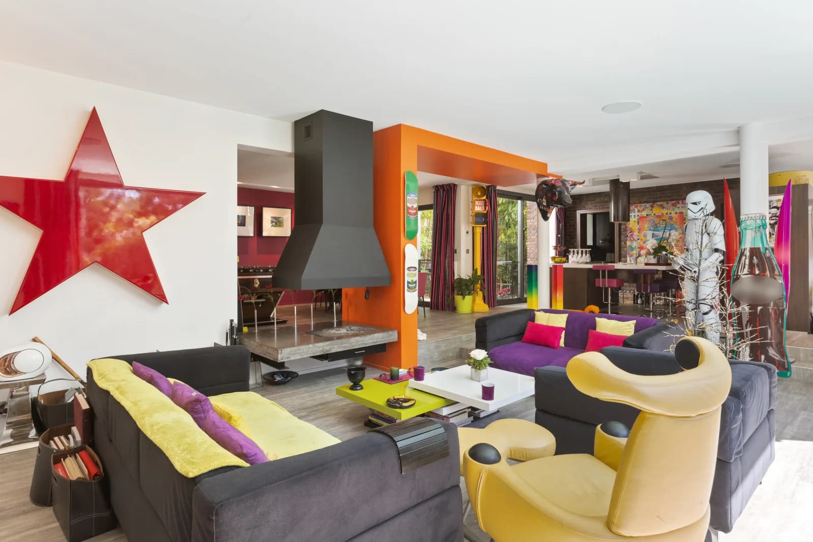 Living room in Architect's house in a park just outside Paris - 1