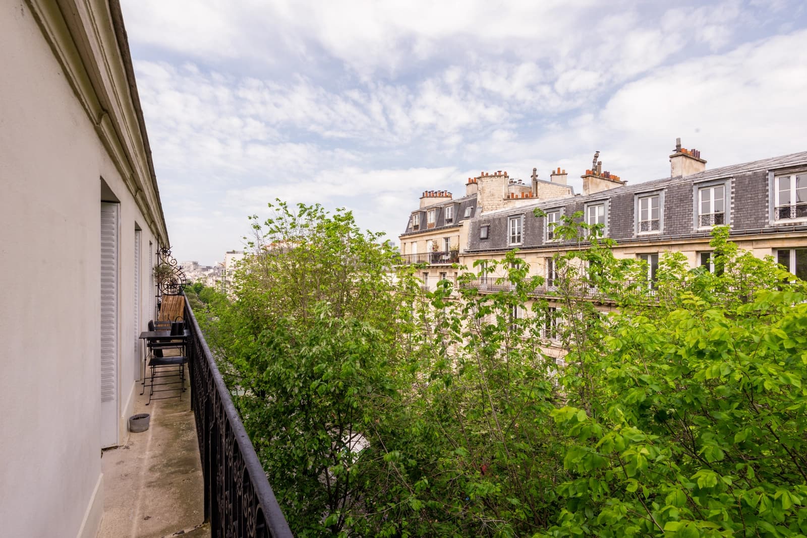 Salle de réunion dans Appartement Haussmannien d'une clarté exceptionnelle - 1