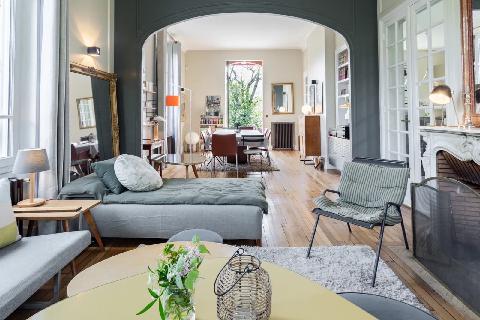 Salon dans La Maison: volumes généreux et clarté exceptionnelle - 1