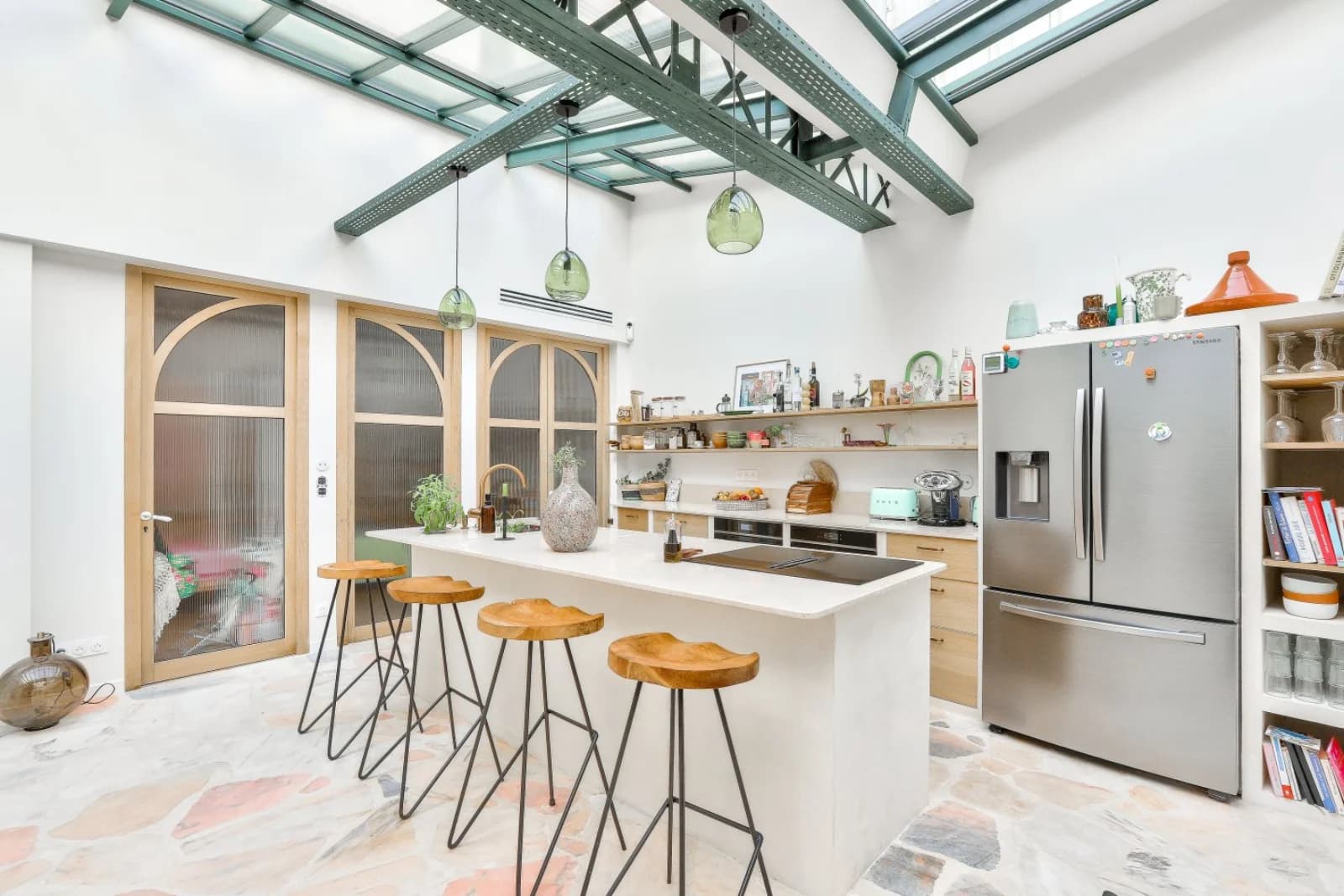Espace Loft sous verrière avec piscine intérieure - 1