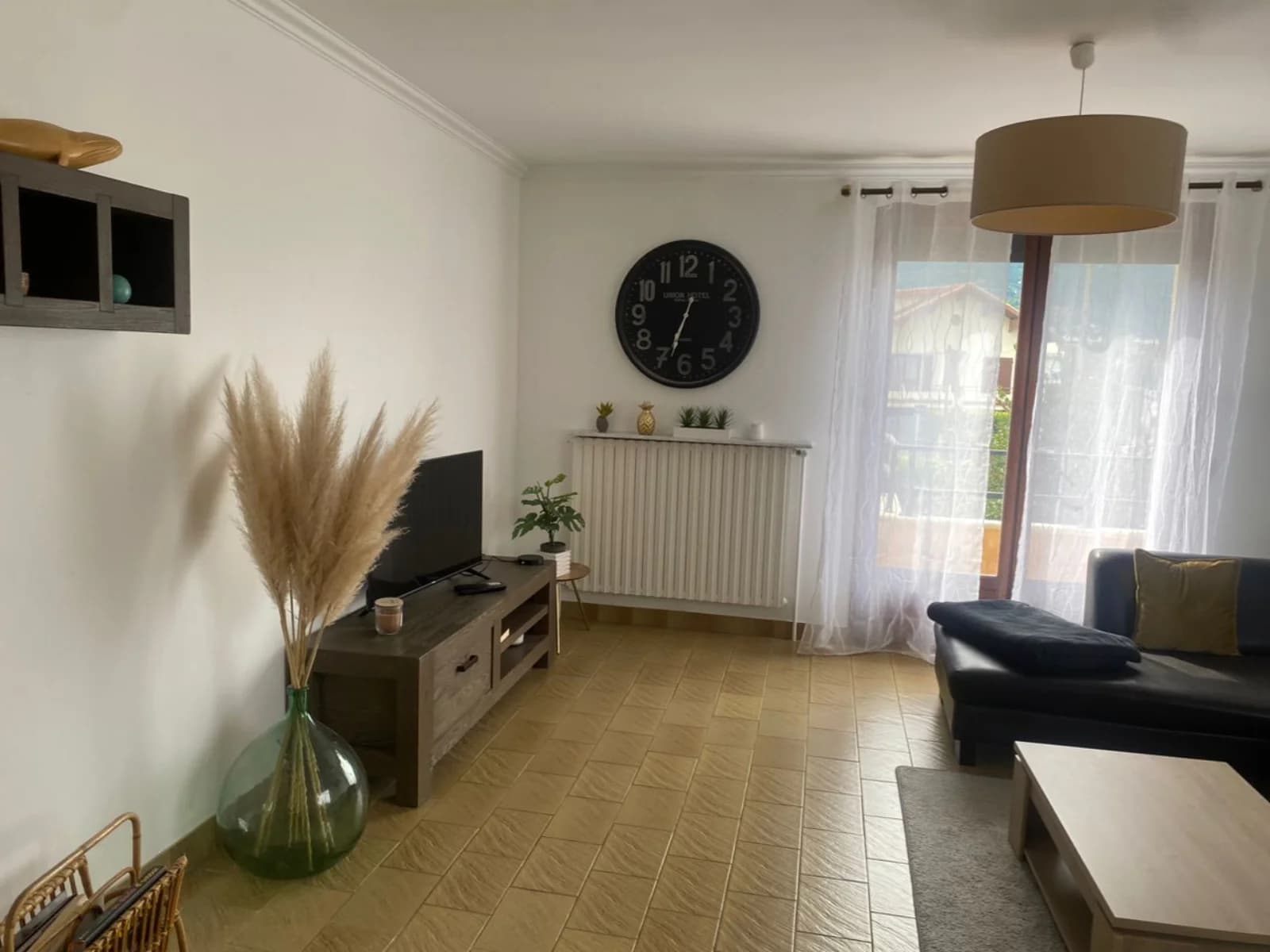 Espace 94m² lumineux avec parking privé - 2