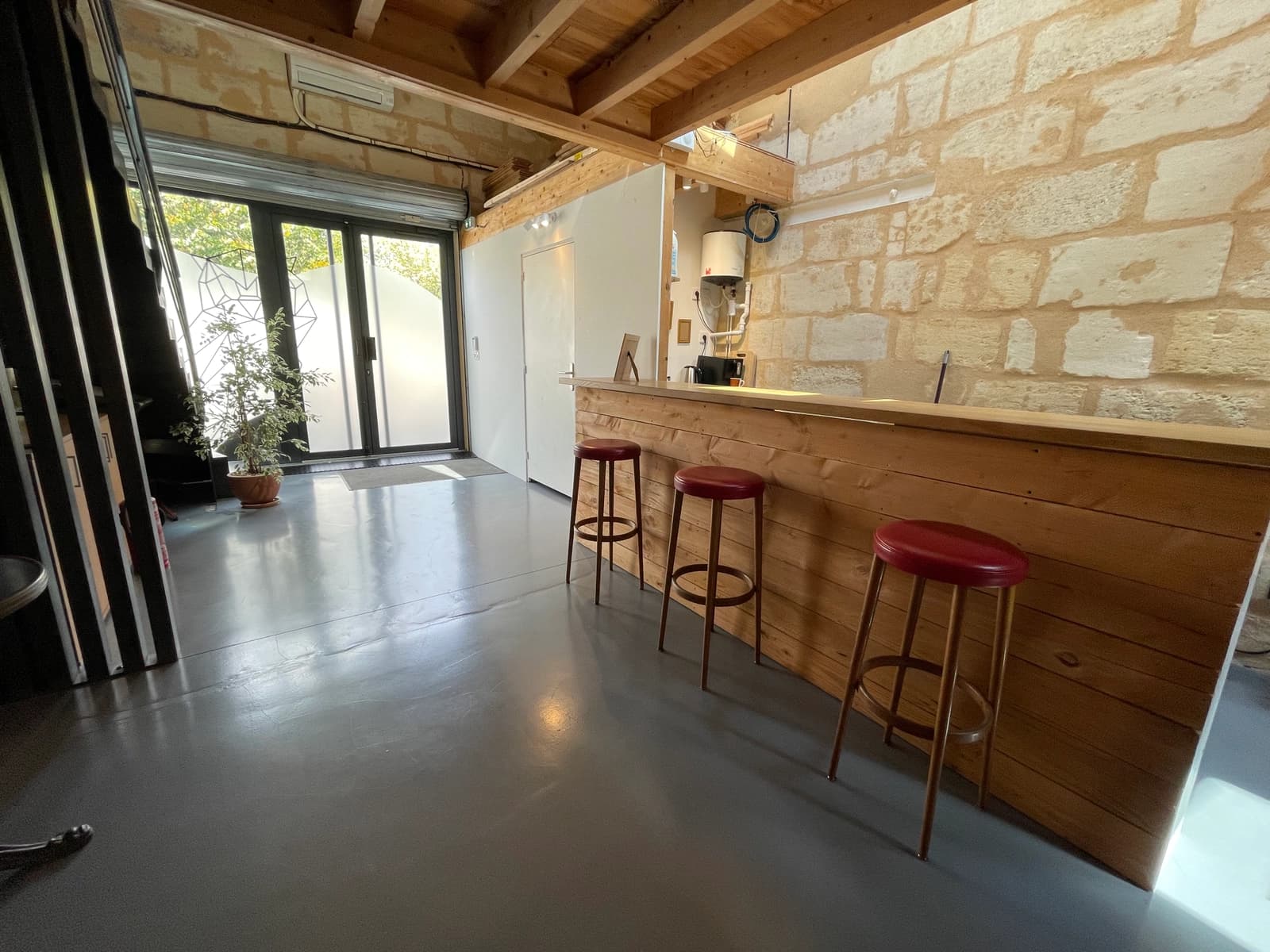 Meeting room in Old stone wine storehouse - 1