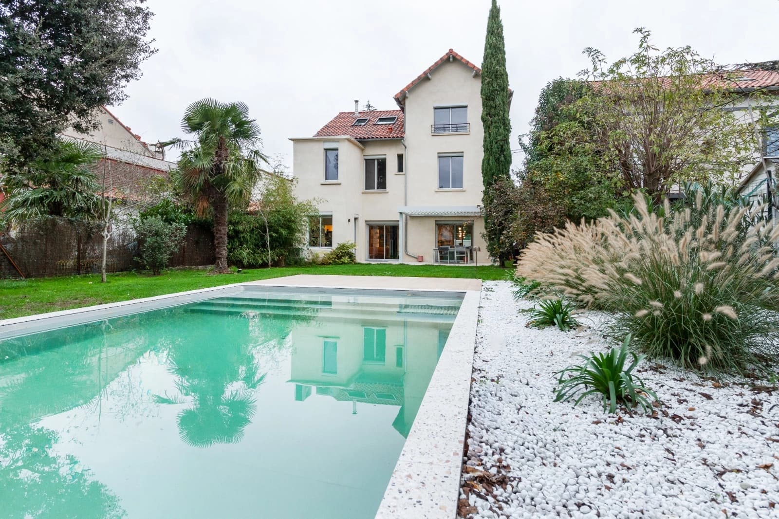 Space Style and peaceful garden in the heart of Toulouse - 4
