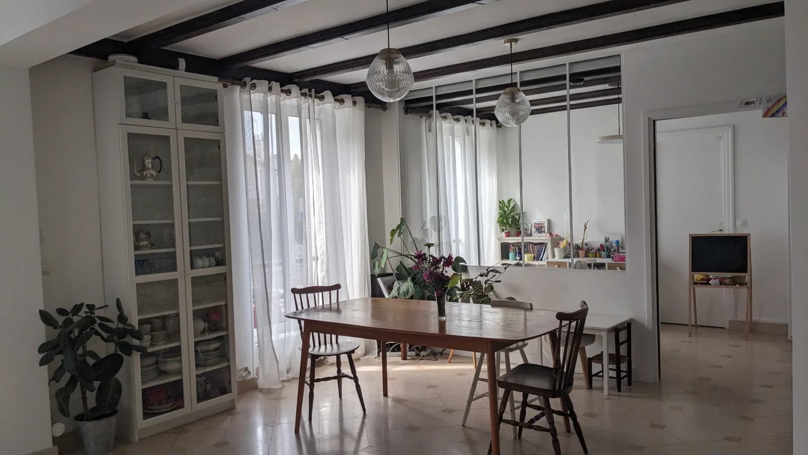 Espace Maison à colombages avec jardin - 1