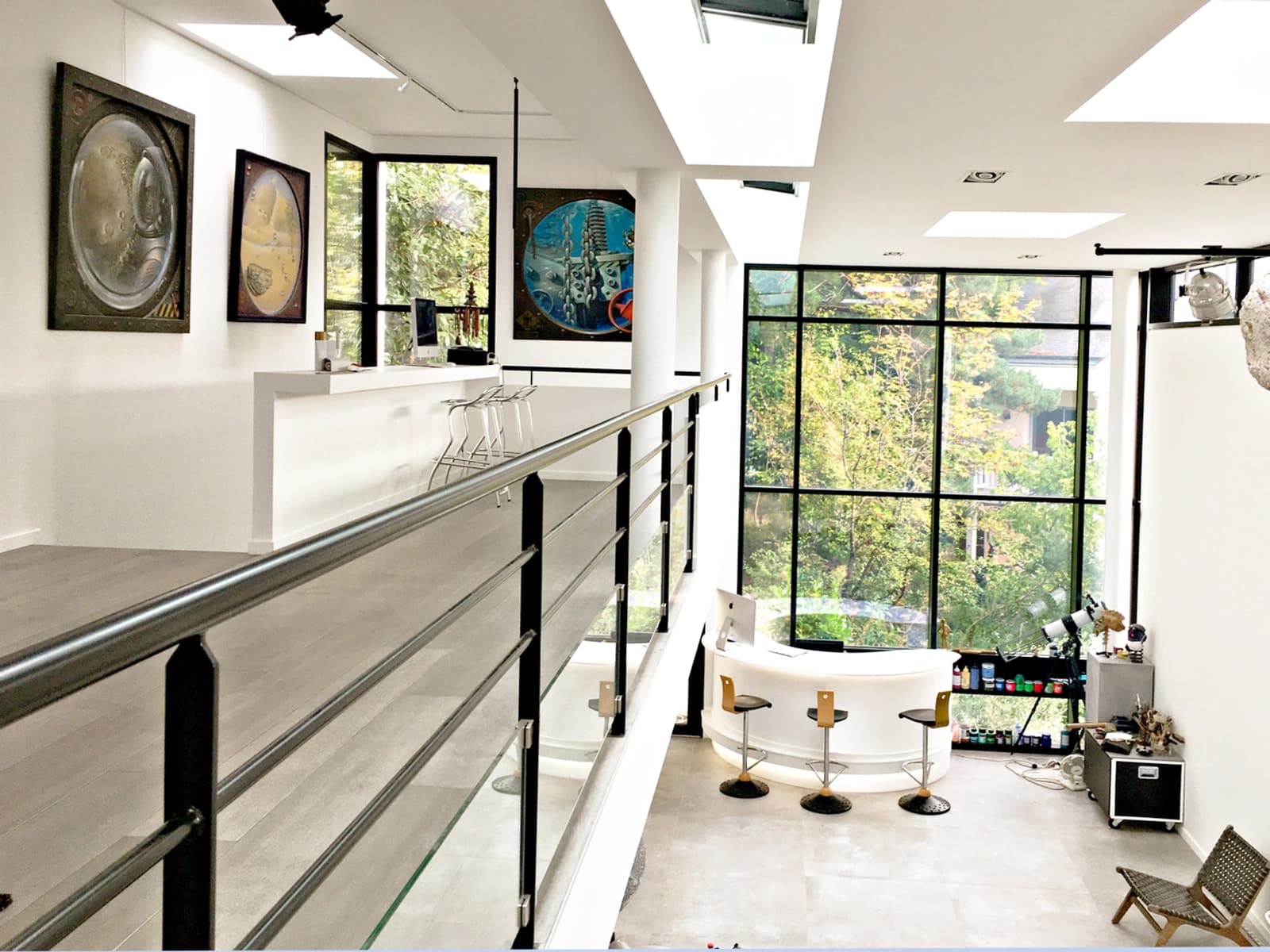 Espace Atelier-loft contemporain niché dans un parc avec piscine - 2