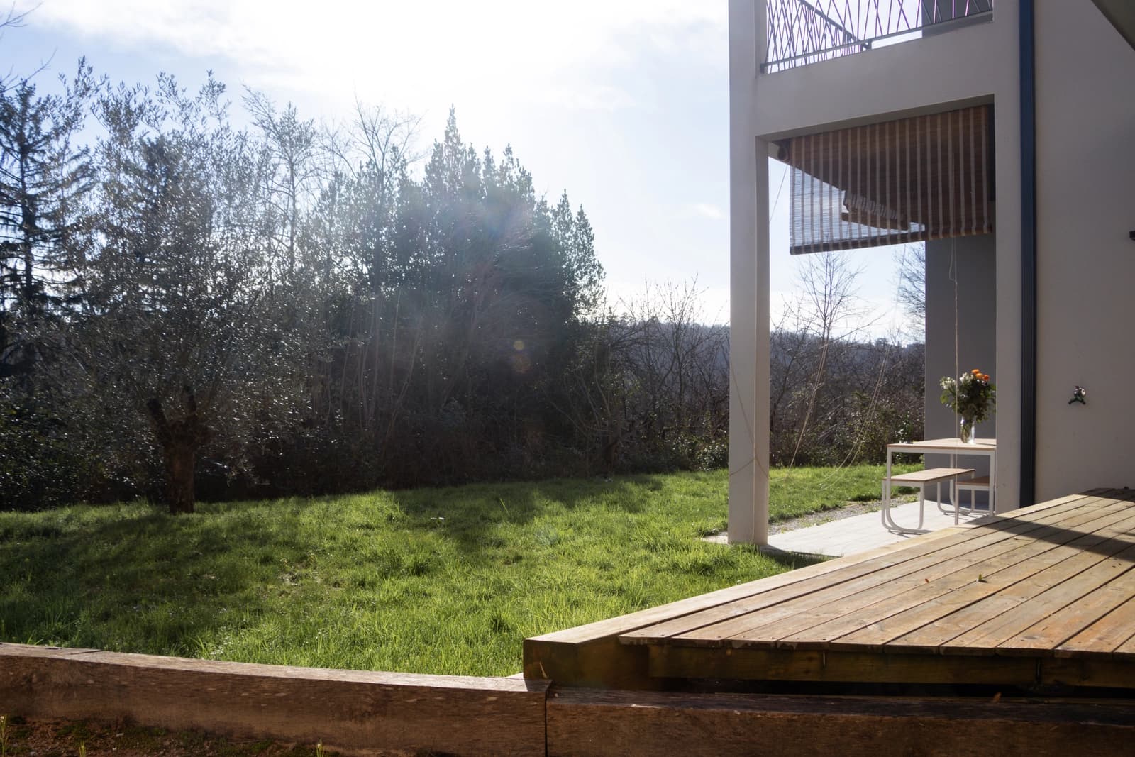 Espace Maison contemporaine avec jardin moderne - 4
