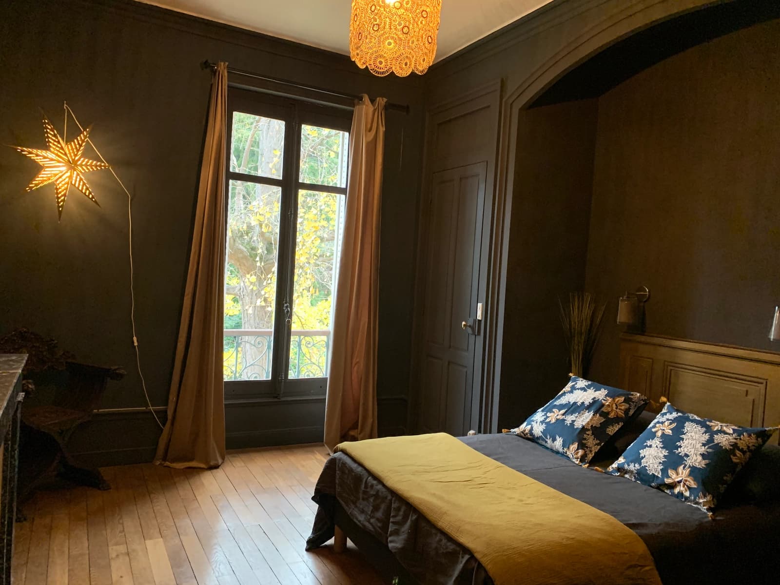 Chambre dans Hôtel particulier chaleureux au charme atypique - 1