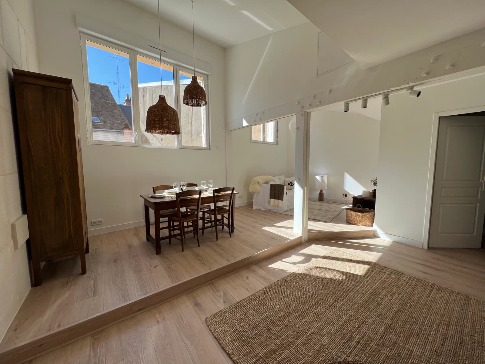 Space Large artist's loft in the heart of Vendôme - 2