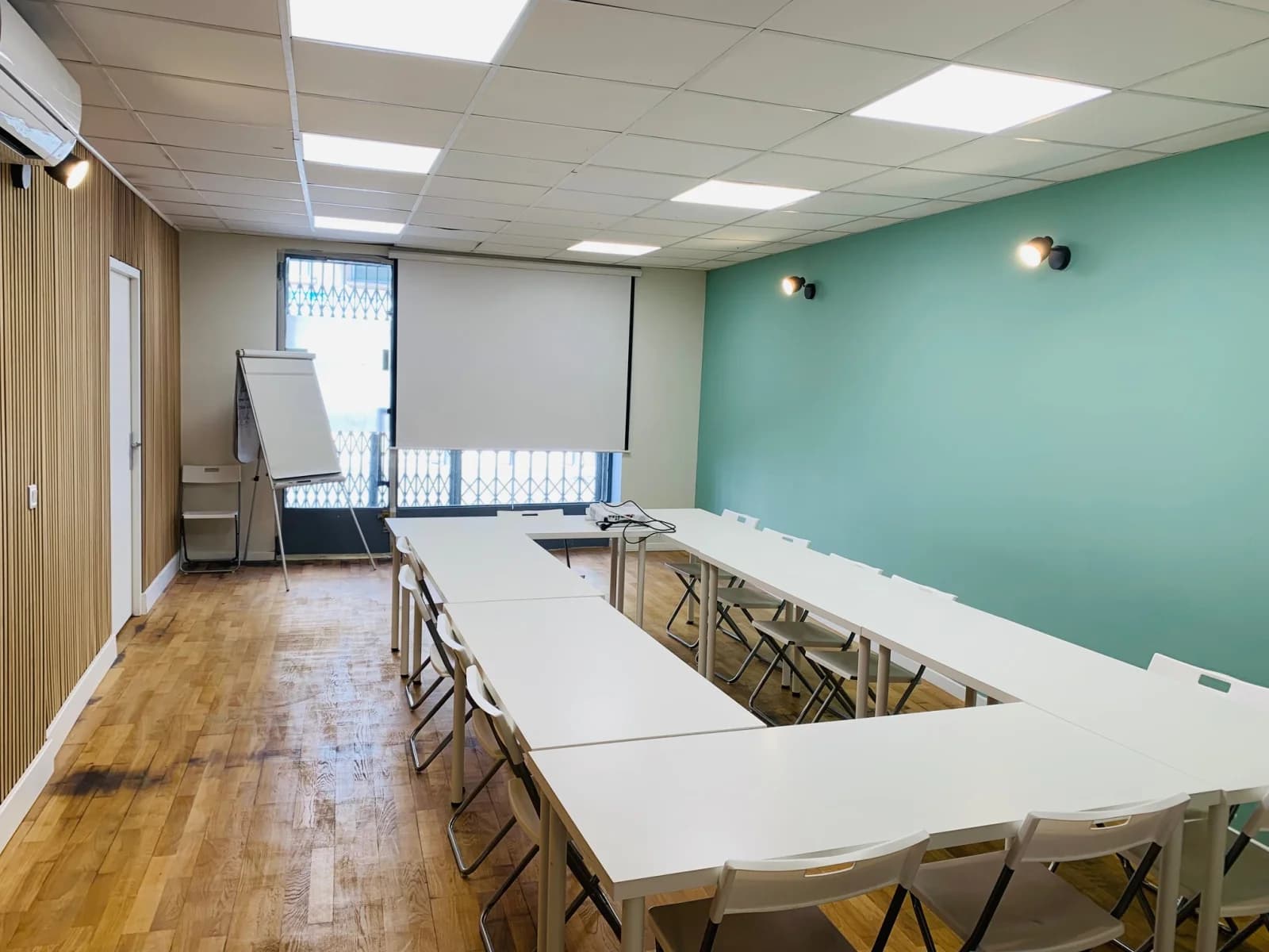 Space Courtyard room - 1