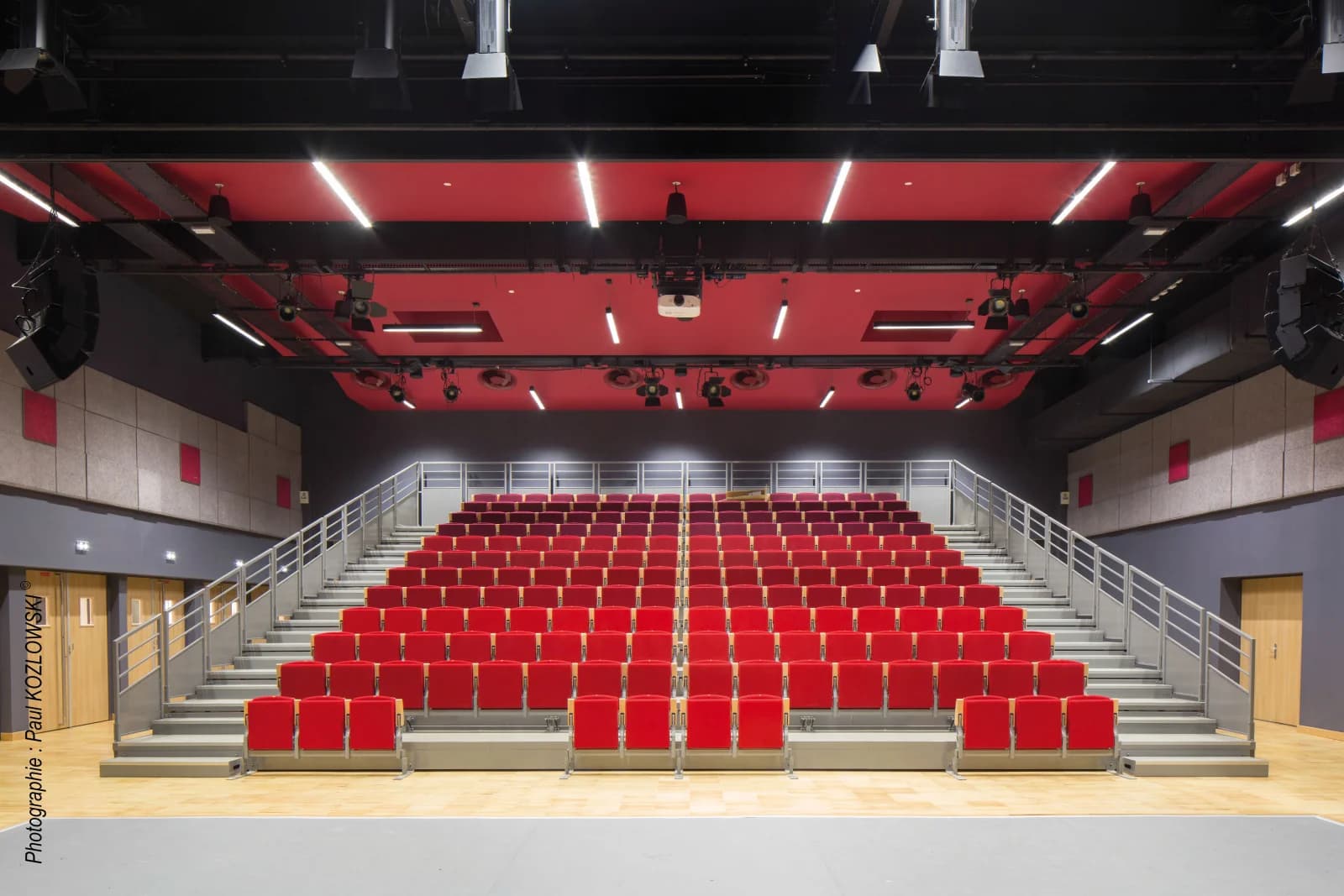 Scène ouverte pour événements et spectacles grandioses