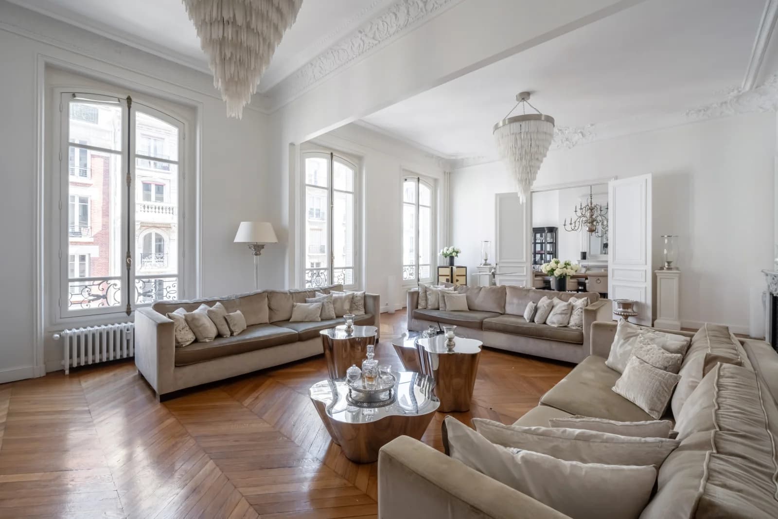 Espace  Appartement Haussmannien luxueux , élégant et charmant à louer au cœur de Paris - 2