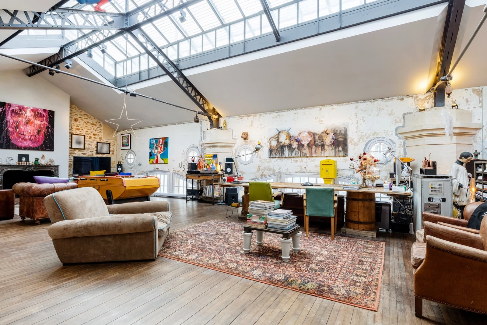 Salon dans Charme industriel: loft verrière dans une ex-usine - 1
