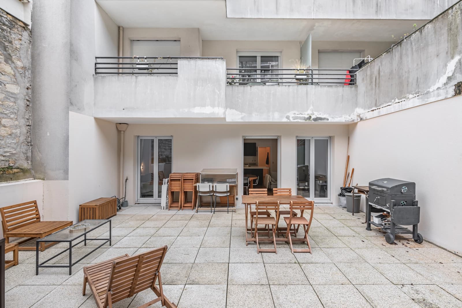 Espace Appartement avec jardin fleuri - 4