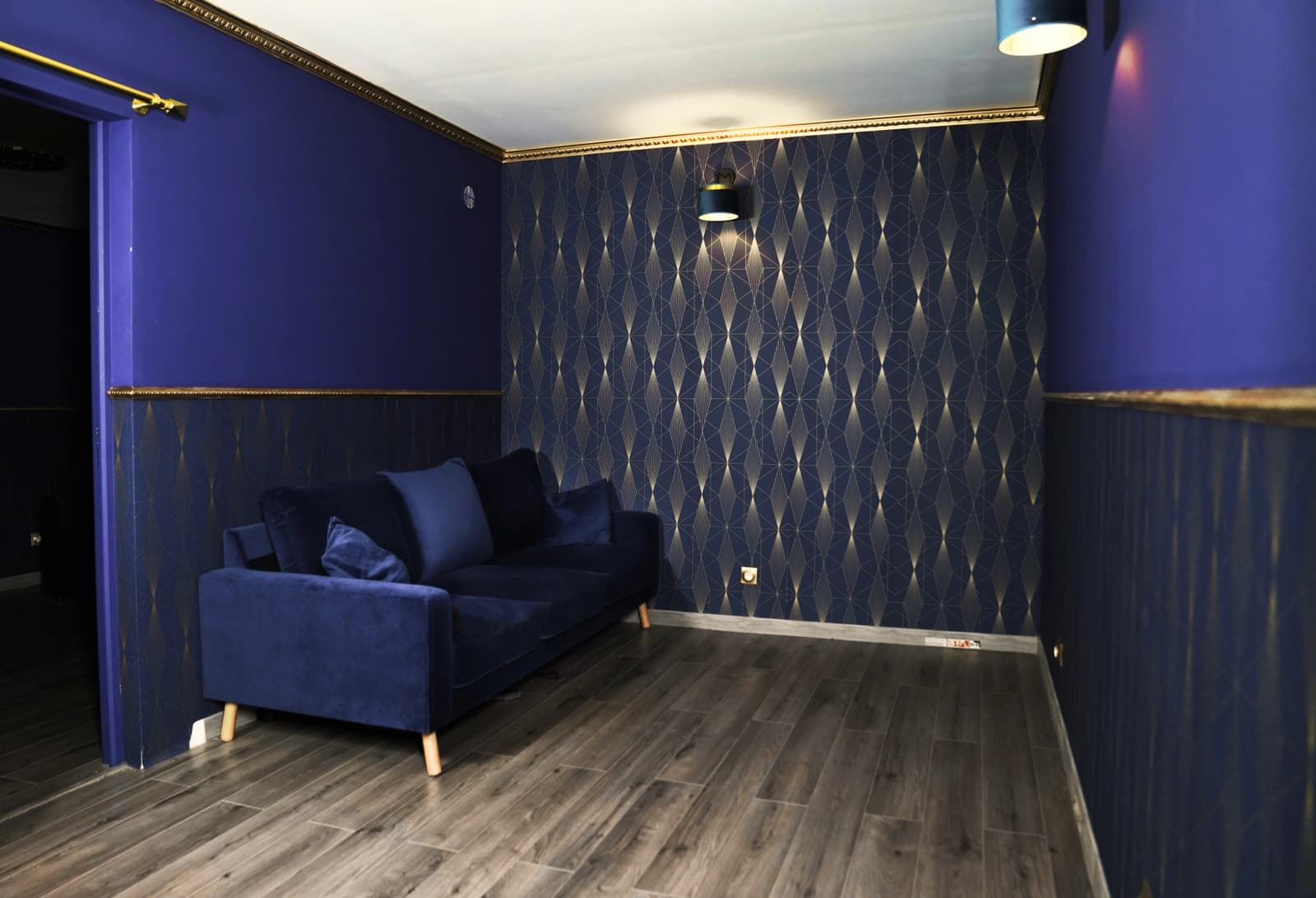 Bedroom in Blue room - 0