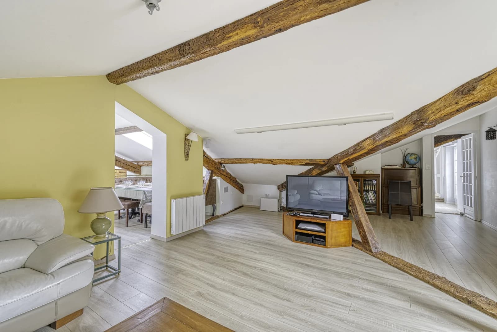 Chambre dans Adresse de prestige pour ce charmant appartement unique - 1