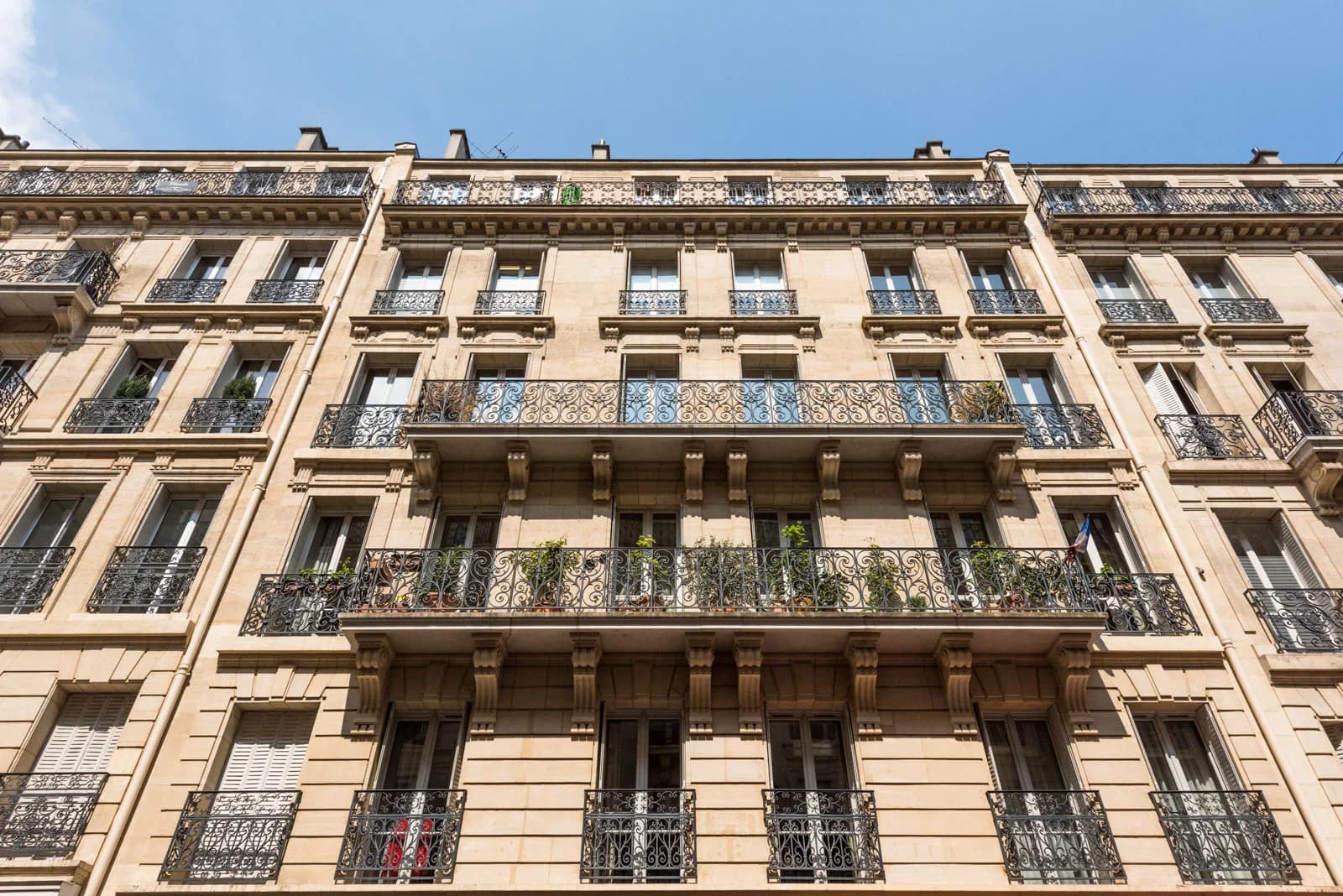 Space Parisian elegance - 4