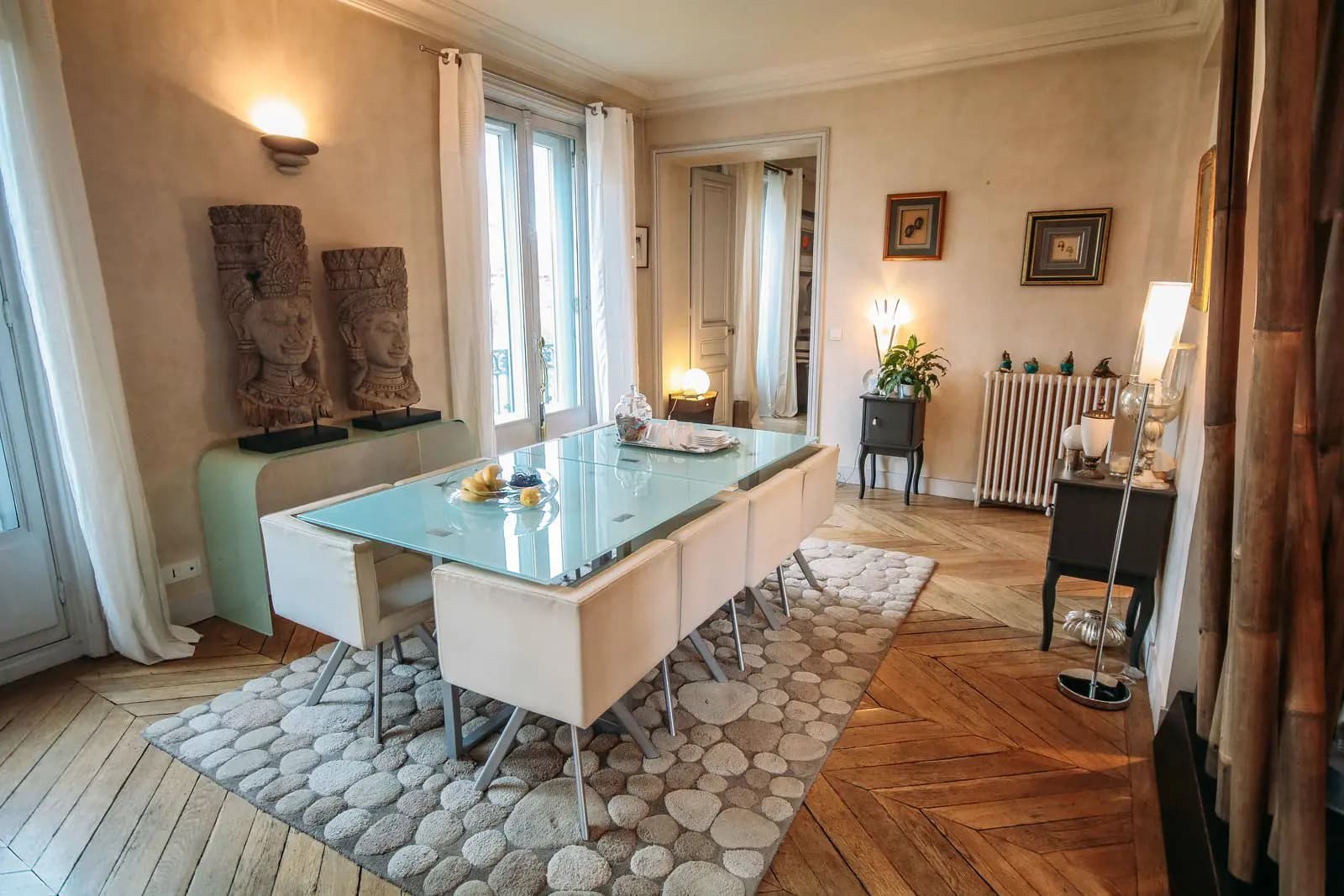 Salle de bain dans Bel appartement Haussmannien avec vue sur St-Augustin - 1