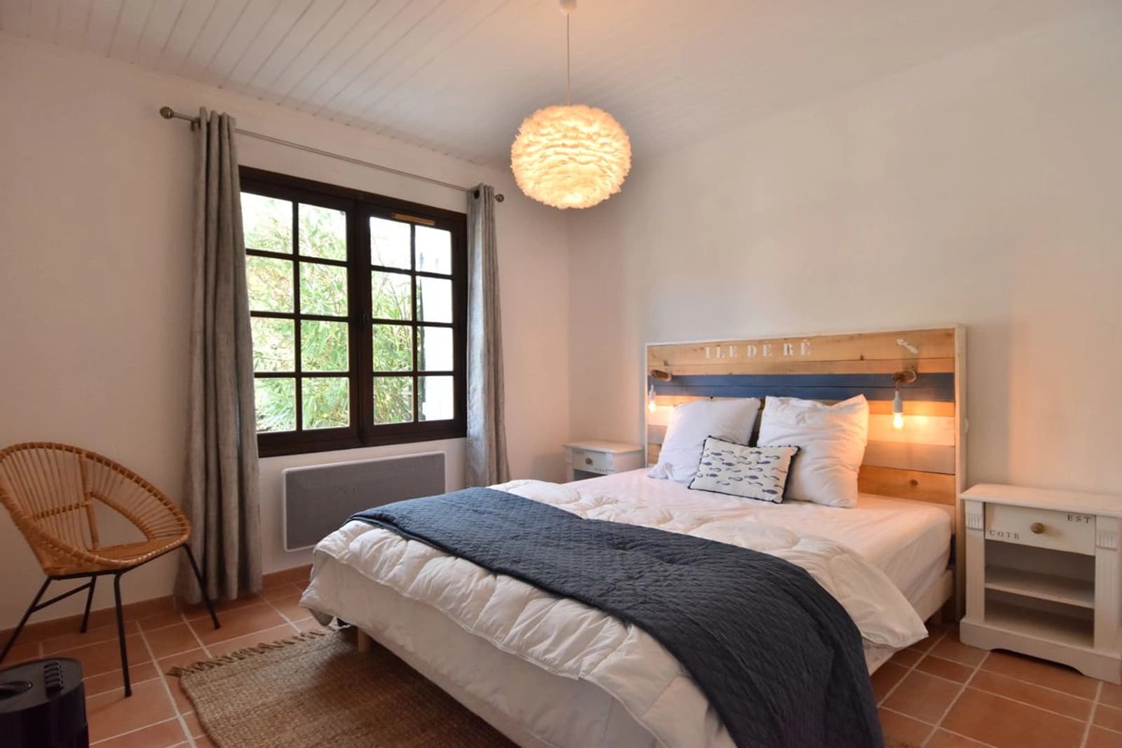 Chambre dans Superbe villa moderne les pieds dans l'eau, vue mer - 1