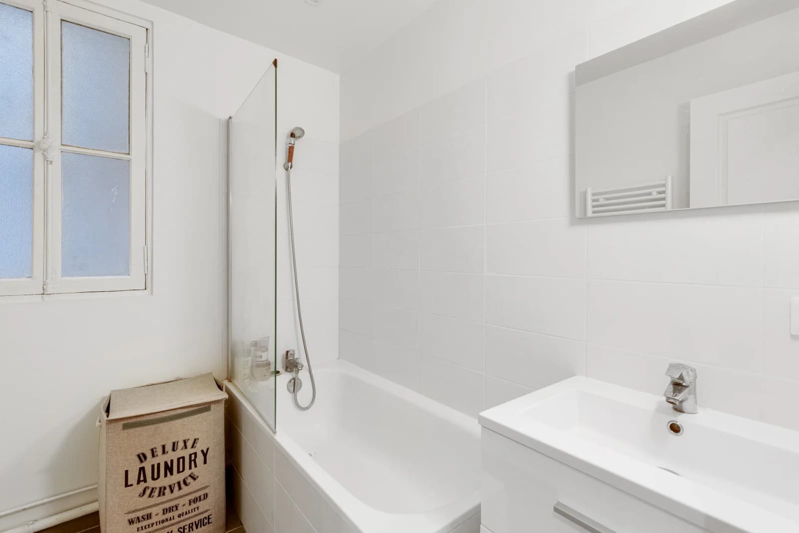 Bathroom in Latin forest - 1