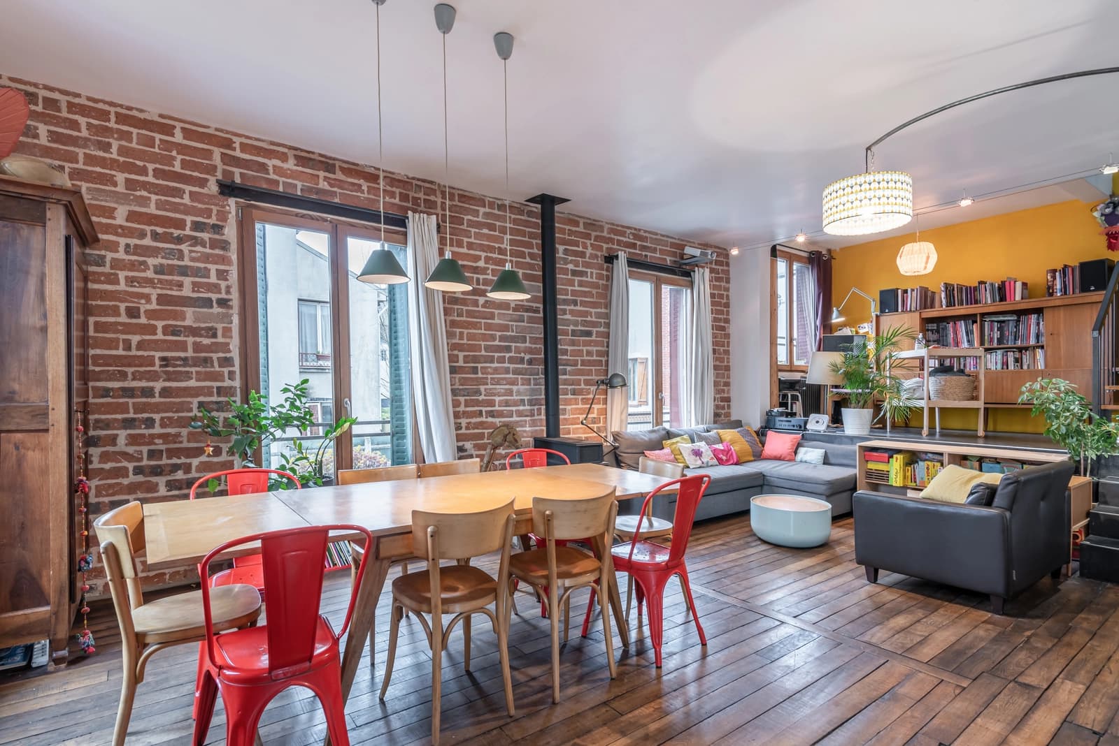 Salle de réunion dans Montreuil: maison avec jardin et terrasse conviviale - 0