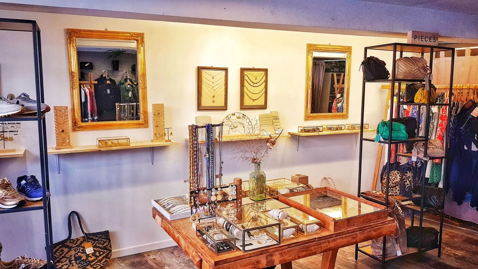 Espace Charmante boutique de 50m², un écrin pour vos créations - 3