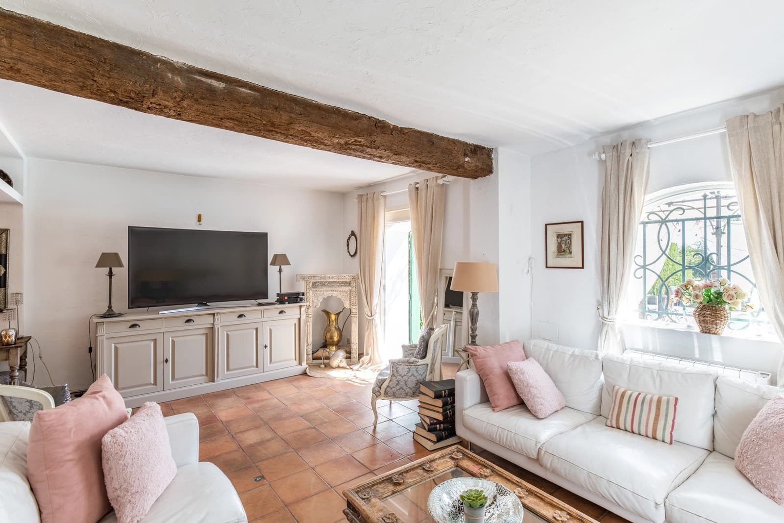 Cannes: villa de charme avec piscine et vue sur la mer