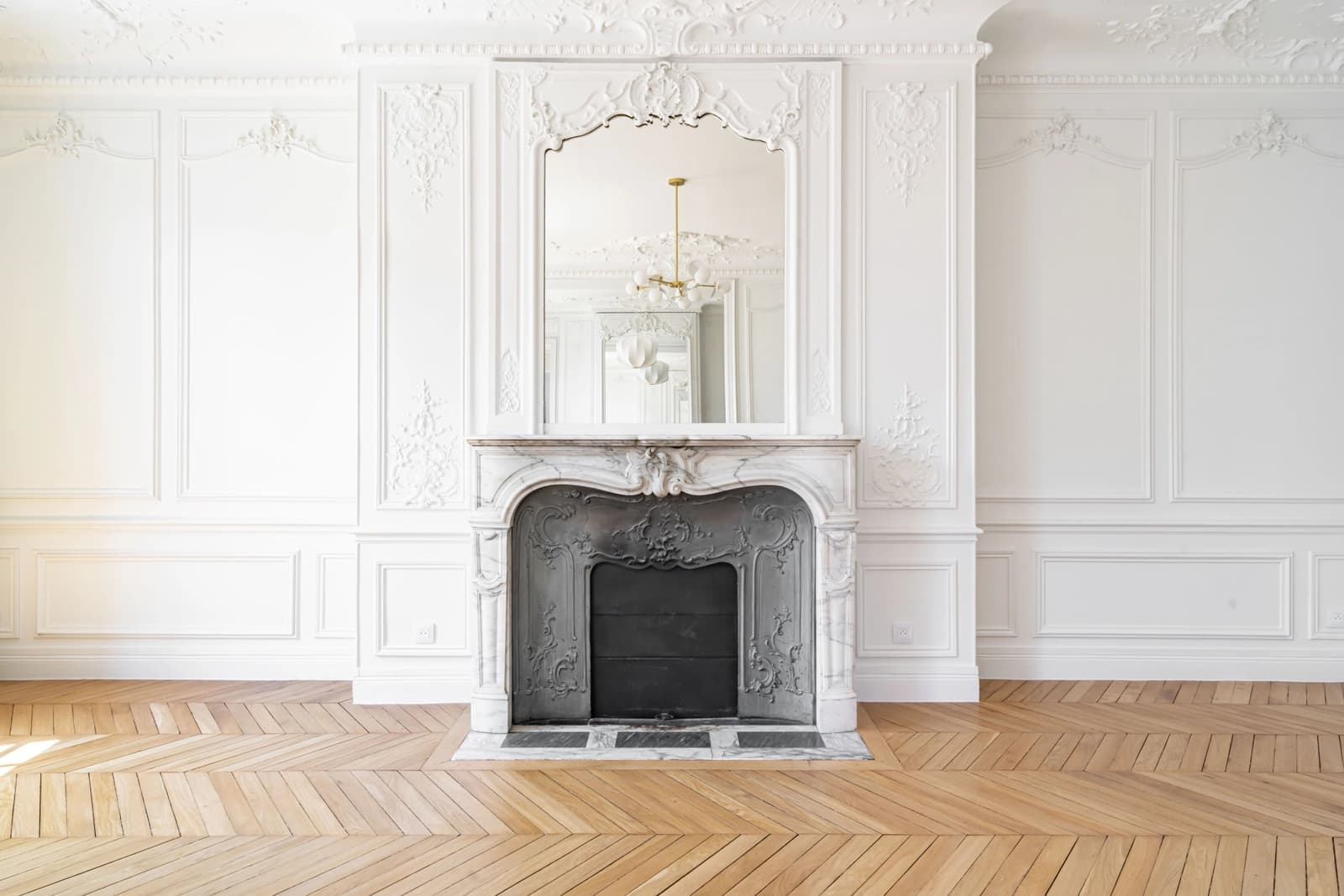 Salon dans Appartement haussmannien de grand standing - 1