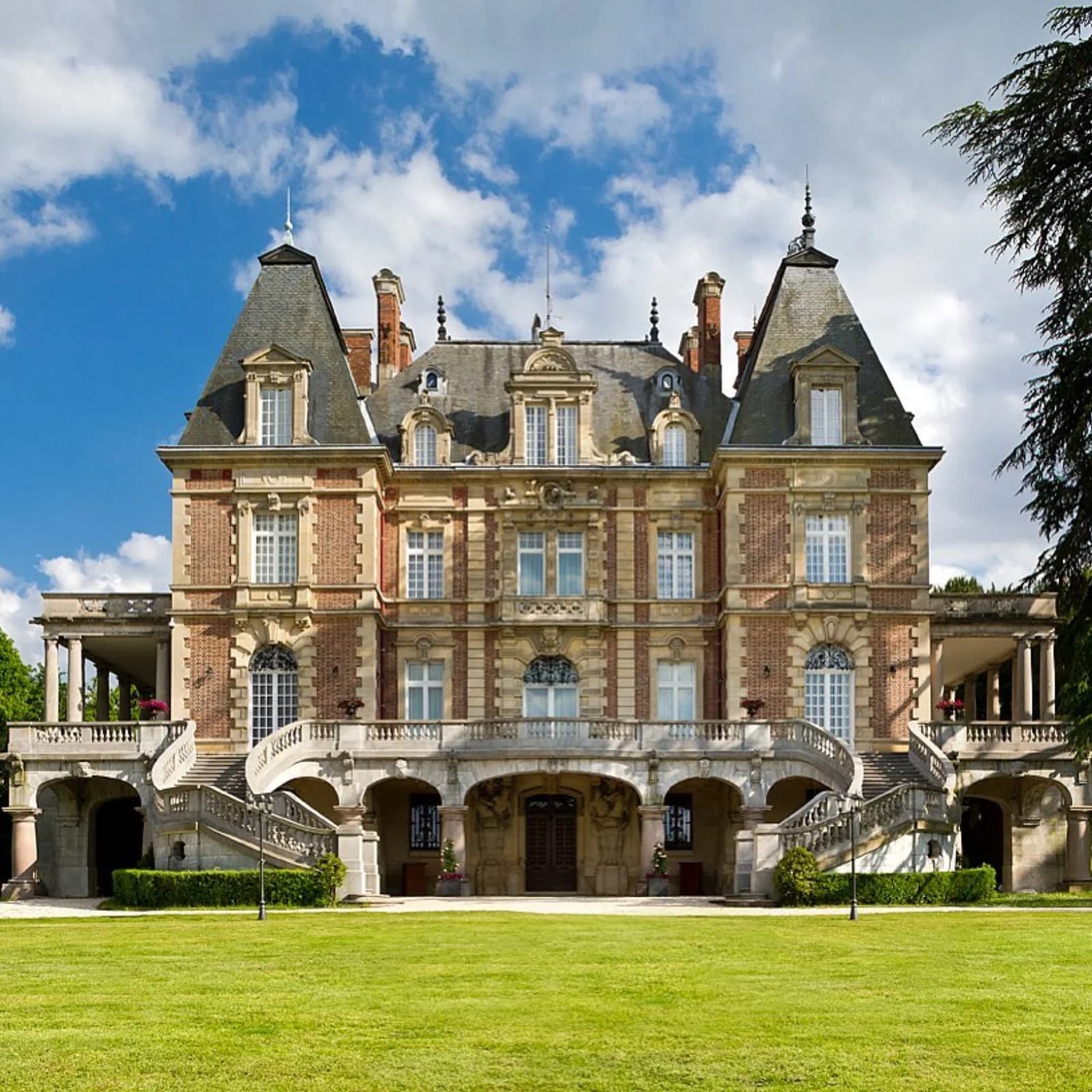 Château atypique, cadre idéal shooting photo et tournage