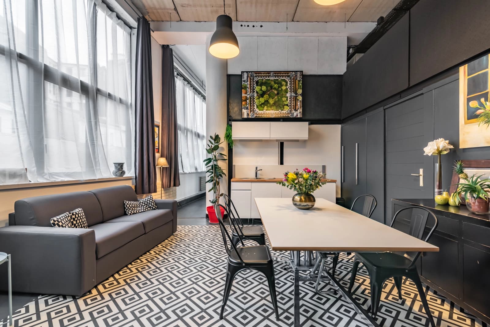 Salon dans Mon Loft: un espace personnel unique et design - 0
