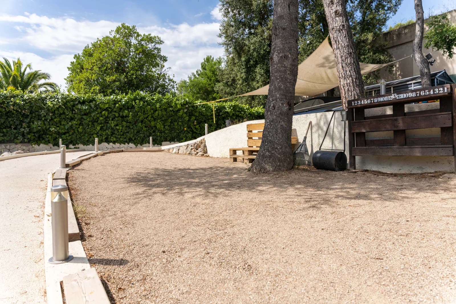 Salle de réunion dans Vaste espace (320m²) avec bassin de nage et zone détente - 1
