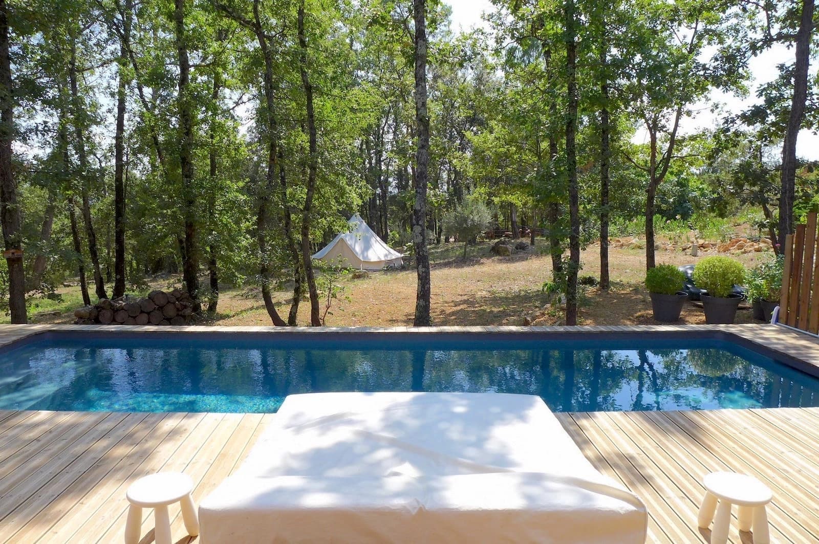 Space Contemporary house with pool in Provence - 3
