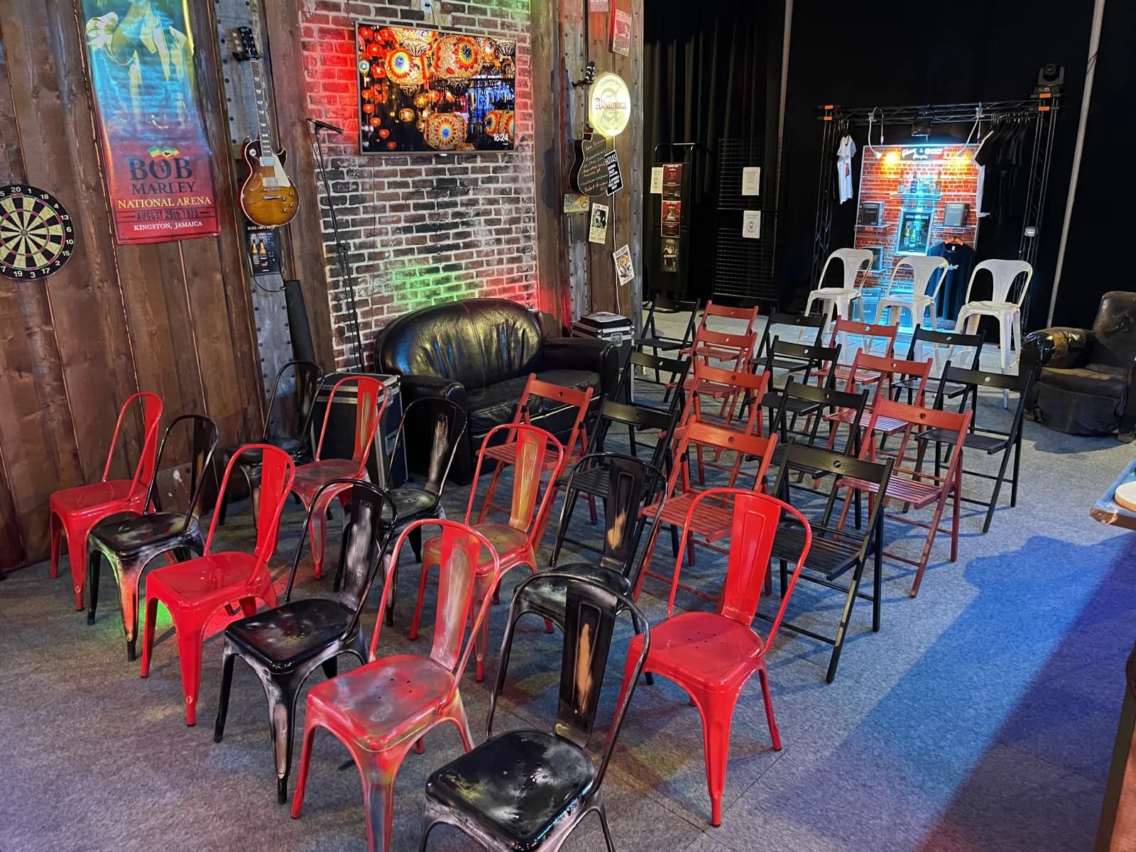 Salle de réunion dans Atmosphère select et feutrée d'un club new-yorkais - 1