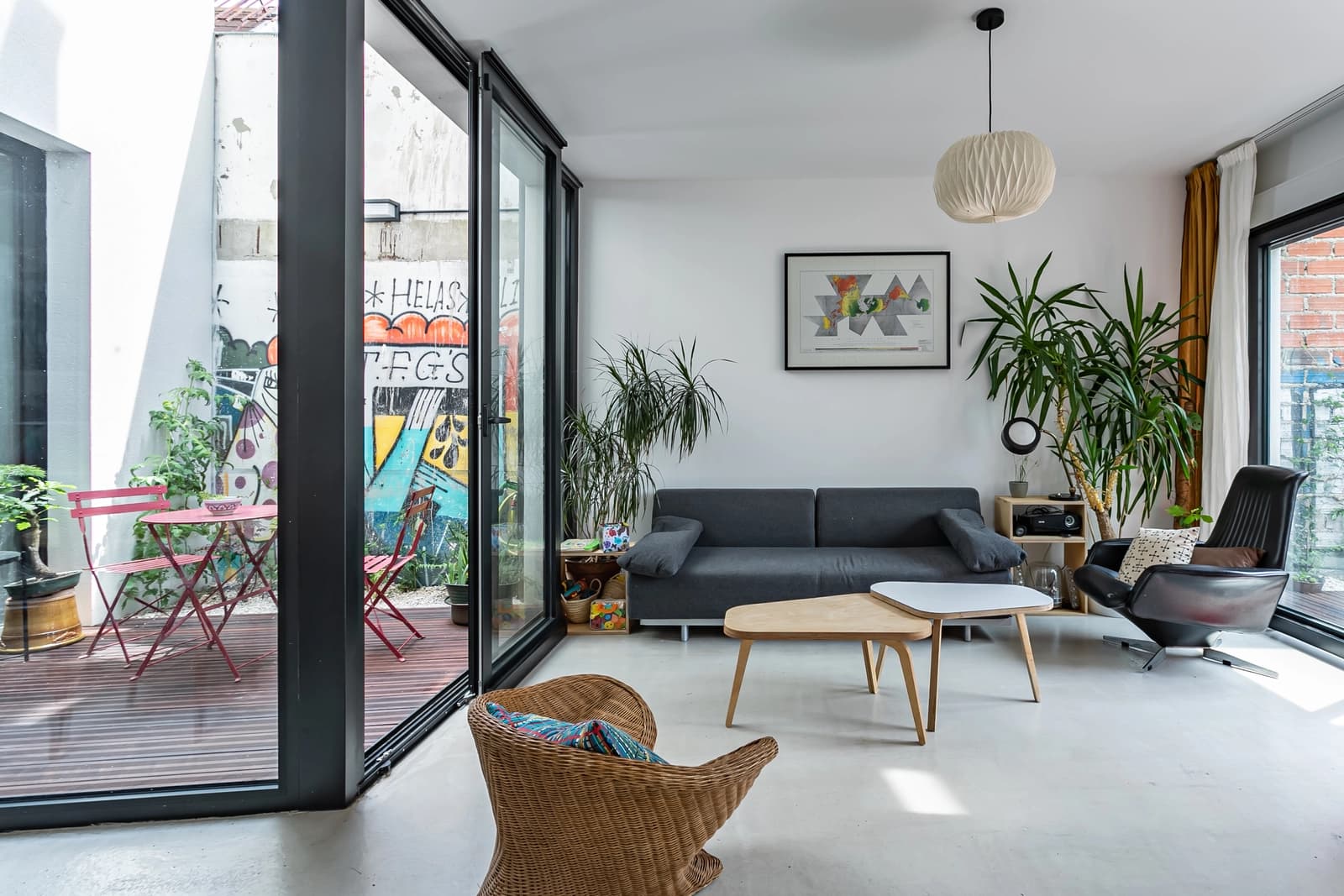 Living room in Bright architect-designed house with patio - 1