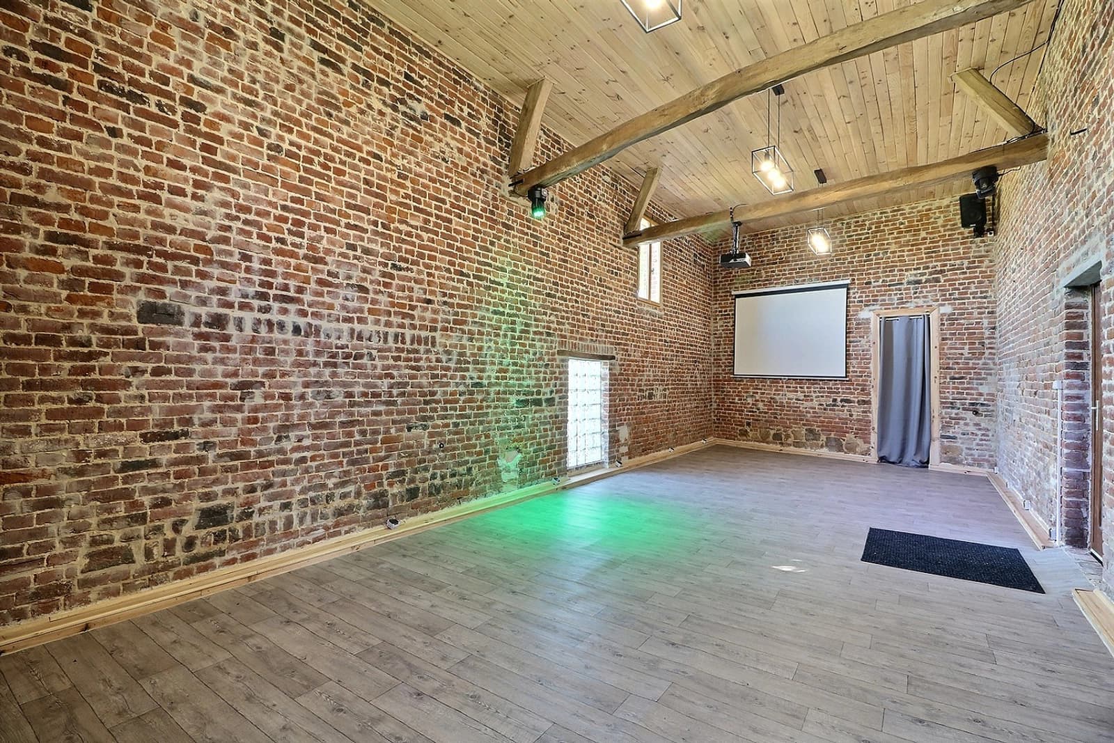 Space Old farmhouse for 30 people - 4
