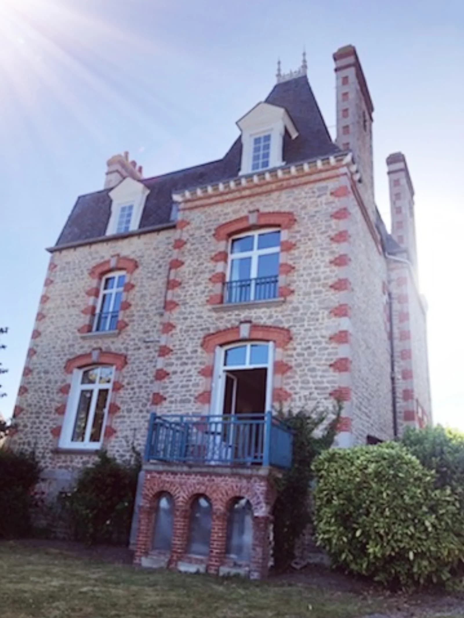 Meeting room in Bourgeois villa with garden - 1