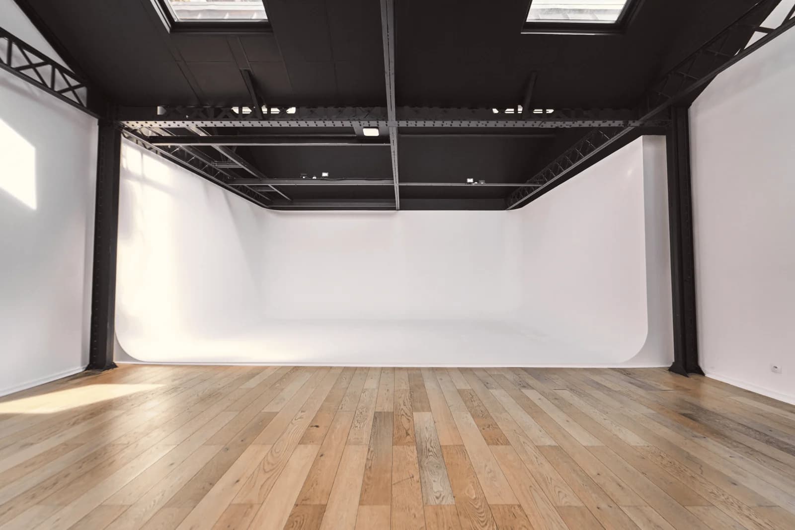 Espace Studio photo & showroom de caractère - 3