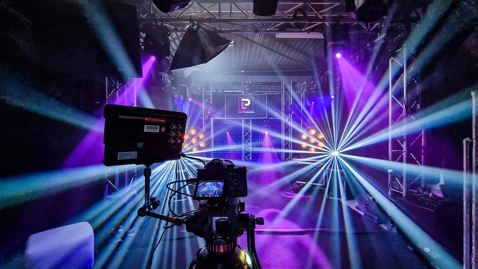 Space Studio equipped for audiovisual shoots - 0