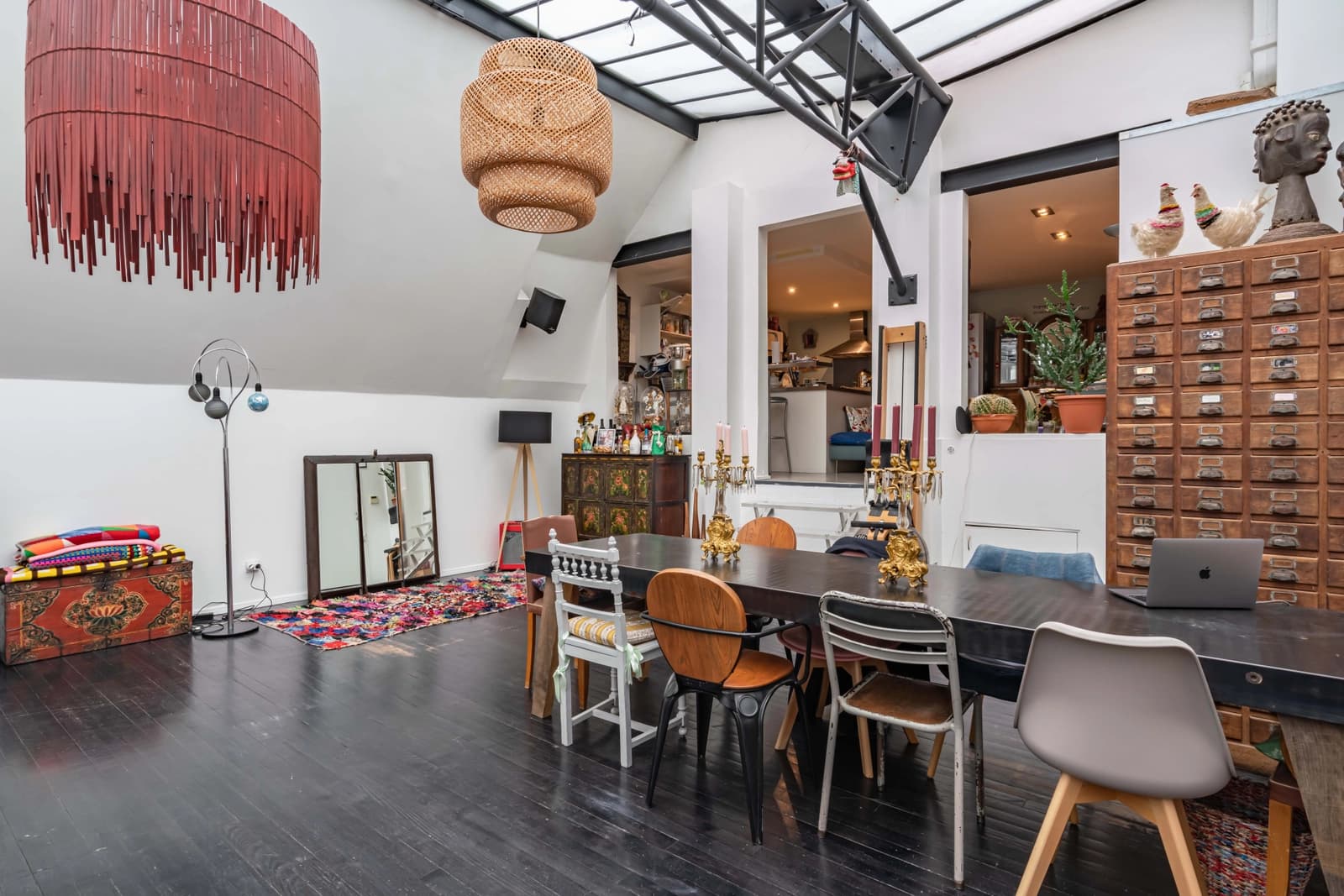 Meeting room in Loft in the heart of Montmartre in a wooded courtyard - 0