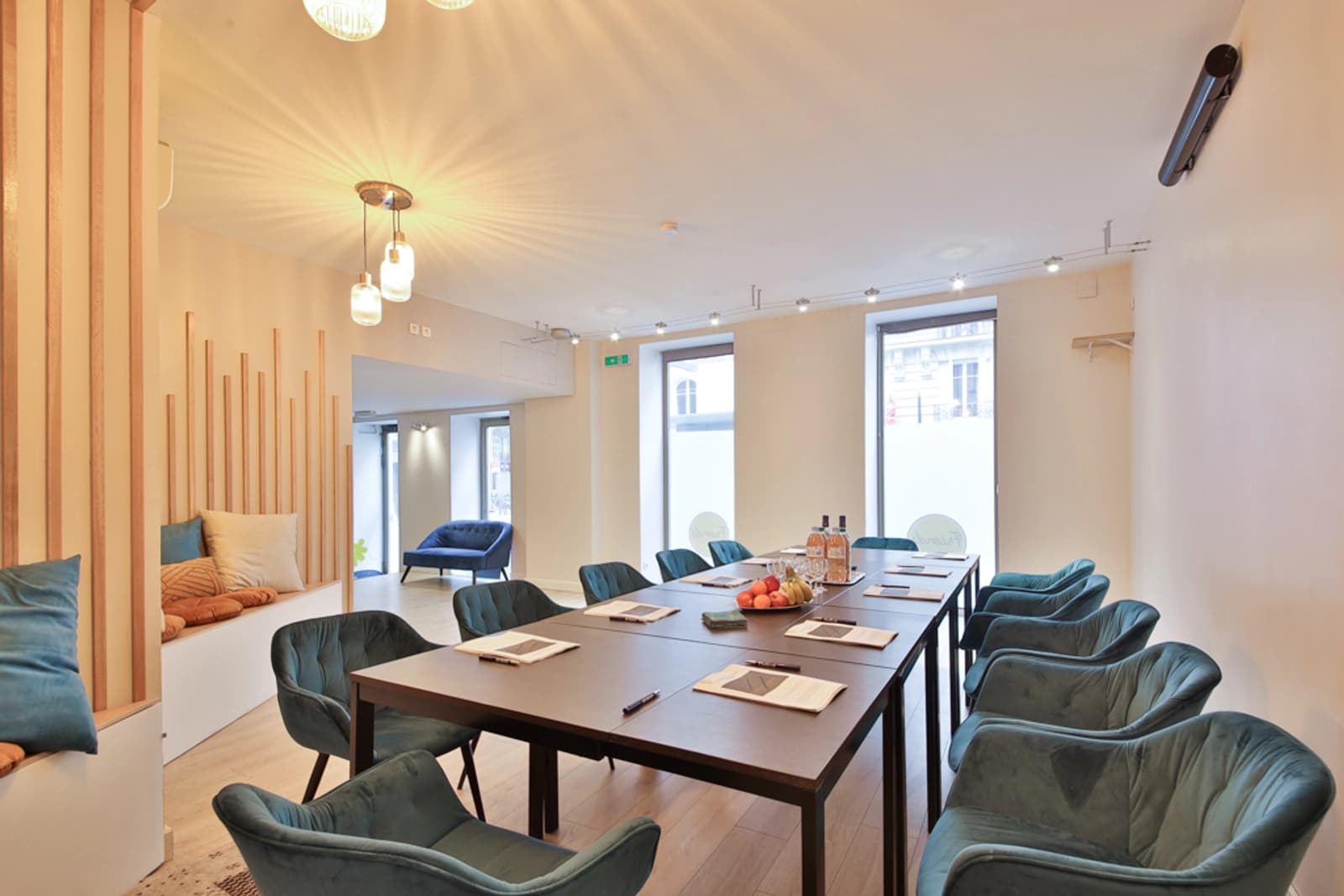 Space Modern training and meeting room - 3