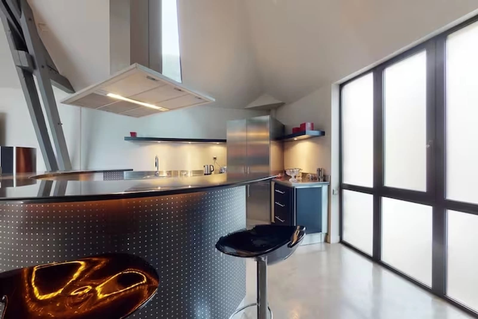 Cuisine dans Triplex de luxe avec piscine privée, un cadre exclusif - 1
