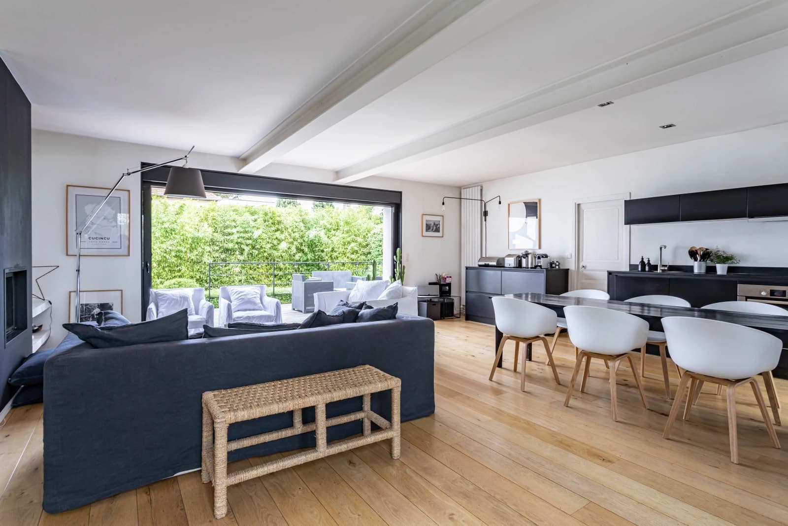 Meeting room in House on the banks of the Marne - 0