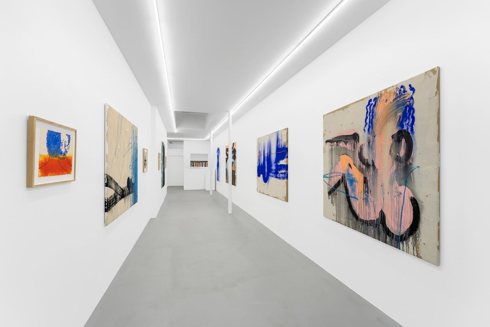 Espace Galerie lumineuse refaite à neuf - 4